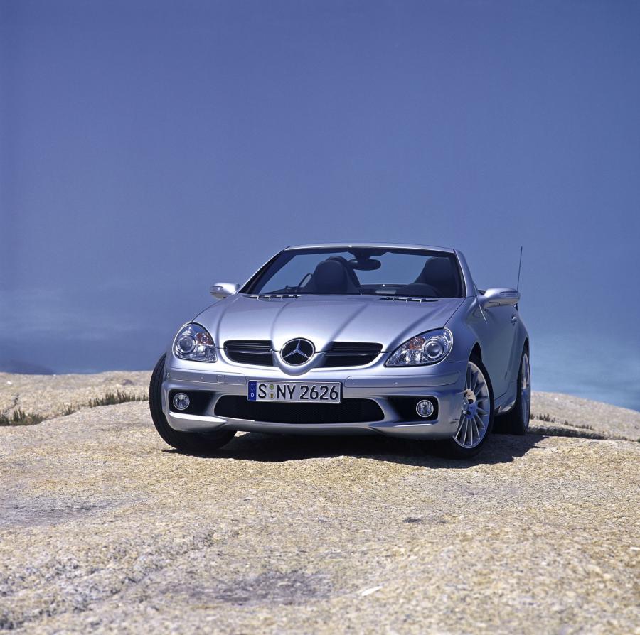 Mercedes-Benz SLK55 AMG 2005 года  (фото 42 из 96)